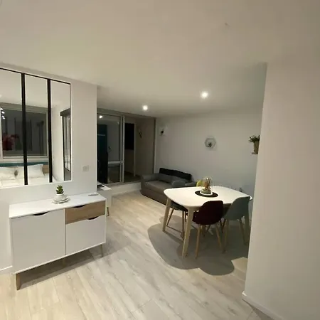 T2 A 50m Du Port Des Minimes Apartament *